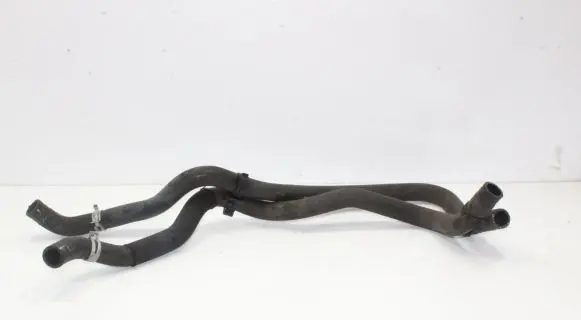 Land Rover Discovery 3 - LR3 Engine coolant pipe/hose