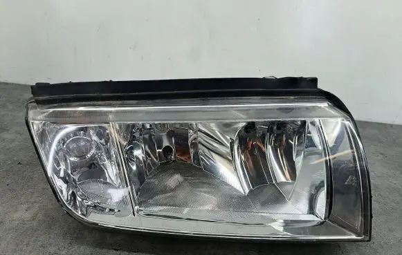 Skoda Fabia Mk1 (6Y) Headlight/headlamp