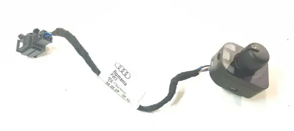 Wing mirror switch
