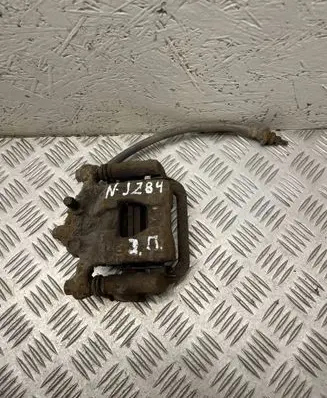 Nissan Juke I F15 Rear brake caliper