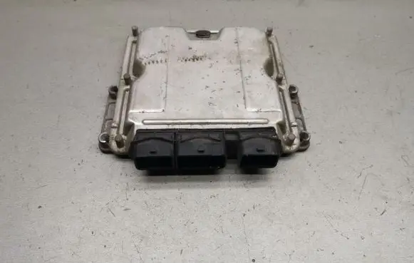 Citroen Xsara Picasso Engine control unit/module 0281011084 9647693180