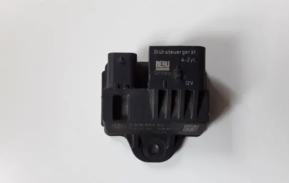 BMW 5 F10 F11 Glow plug pre-heat relay 