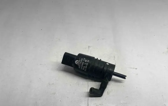 Dodge RAM 1500 DS Windscreen/windshield washer pump 68397064AA