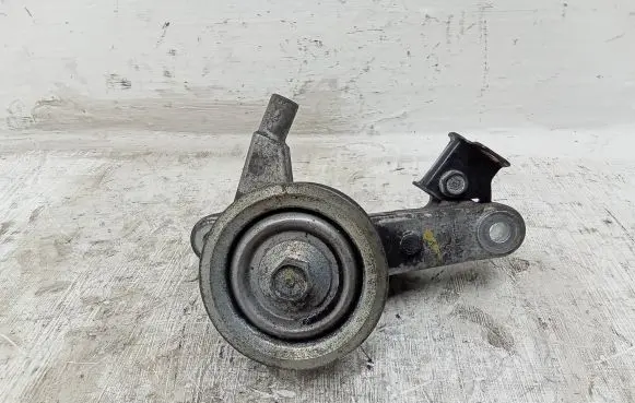 Honda Civic IX Alternator belt tensioner 