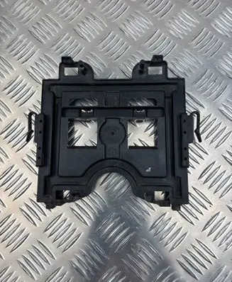 Opel Corsa E Engine control unit holder 39081900 39081899