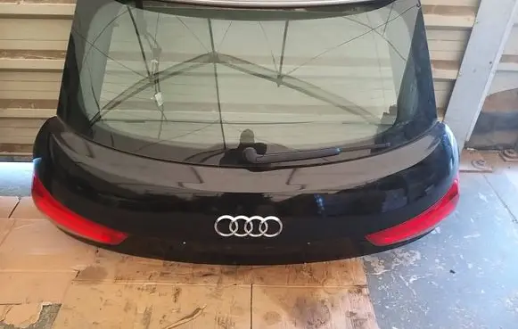 Tailgate/trunk/boot lid