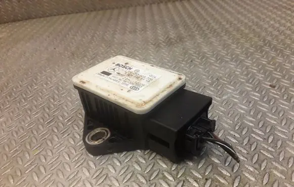 Mercedes-Benz A W169 Yaw turn rate sensor 0045429118 A0045429118