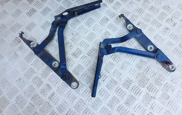 Audi Cabriolet B3 8G Tailgate/trunk/boot hinge 8G0827499 8G0827500