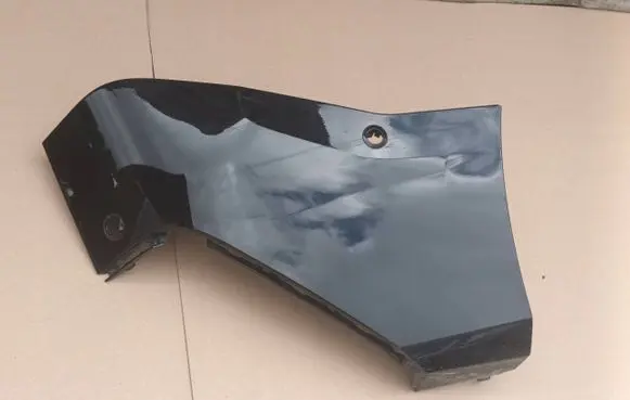 BMW iX Rear bumper corner part panel trim 9491668
