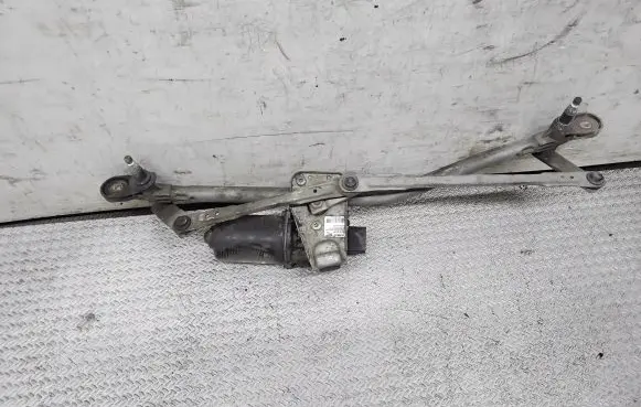 Mazda 3 I Front wiper linkage and motor F00S2S2689 BN8V673XA