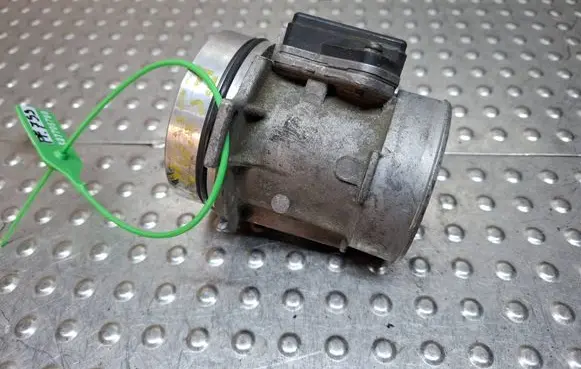 Ford Mondeo MK I Mass air flow meter S27705799 93BB12B579BA