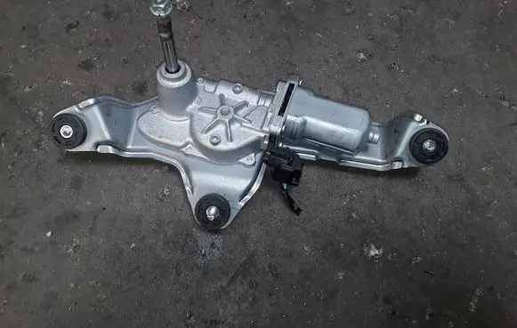 Mazda 3 II Rear window wiper motor 8496000651
