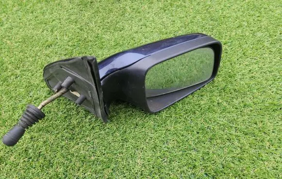 Opel Astra G Manual wing mirror E1010548