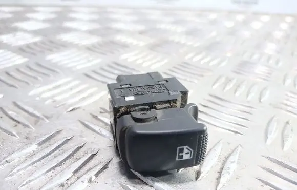 KIA Sorento Electric window control switch 050728
