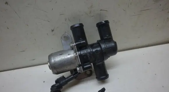 Audi A3 S3 8V Coolant heater control valve 5Q0906457C