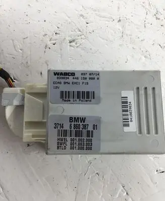 BMW X5 F15 Air suspension control unit module (rear) 6860387 001002000 4461500800