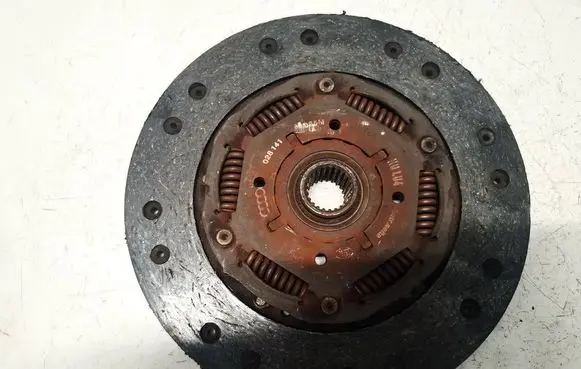 Audi A4 S4 B5 8D Clutch pressure plate 028141035M