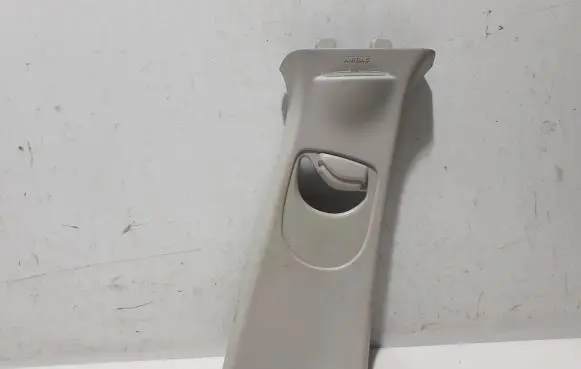 (B) pillar trim (top)