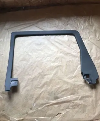 Jeep Grand Cherokee Rear door glass trim molding 66592
