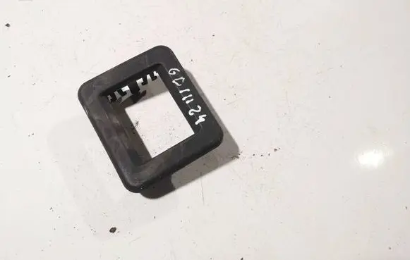 Hyundai i30 Rear seat side bottom trim 893312L000