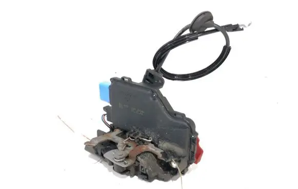 Volkswagen Jetta V Front door lock 3D1837015