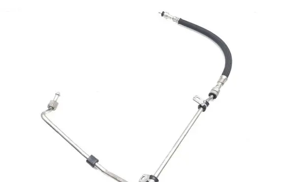 BMW M5 F90 Fuel line pipe 
