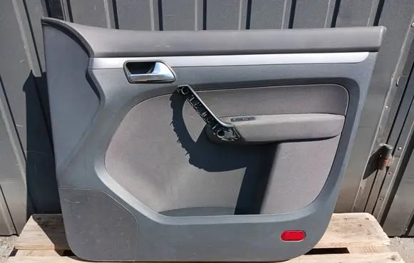 Volkswagen Touran I Front door card panel trim 867012012R TR00098599