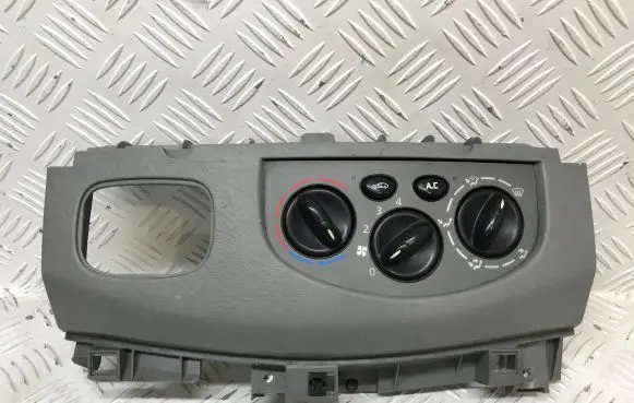 Renault Trafic II (X83) Climate control unit 69920002 F964098P
