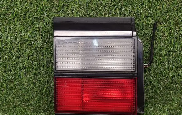 Volkswagen PASSAT B3 Tailgate rear/tail lights 357945107 321945259