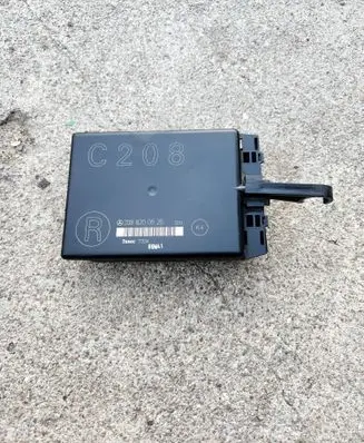 Mercedes-Benz CLK A208 C208 Door control unit/module 2088200626