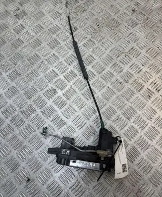 Opel Zafira B Front door lock 