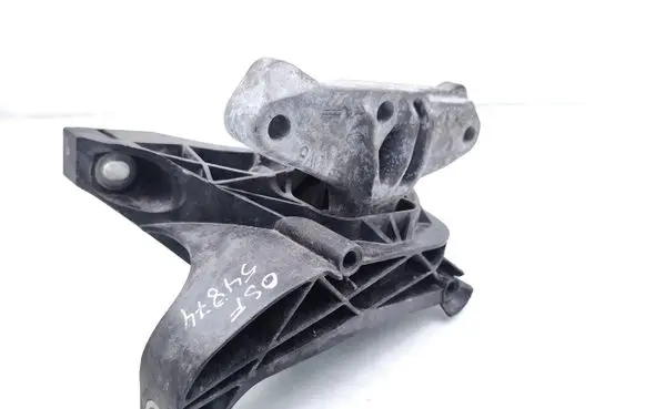 DS Automobiles 9 Engine mount bracket 