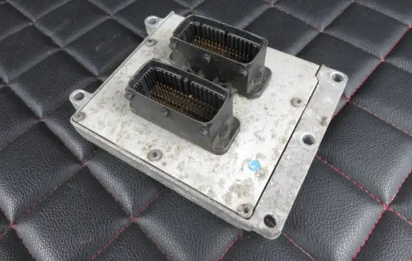 Saab 9-3 Ver2 Engine control unit/module 55353231 863232AC0A5