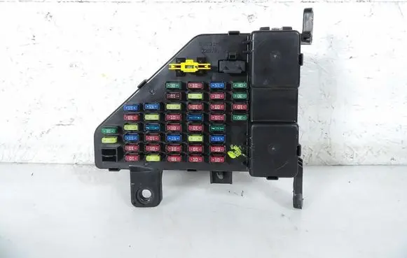 Hyundai Tucson JM Fuse box set 91110-2E001