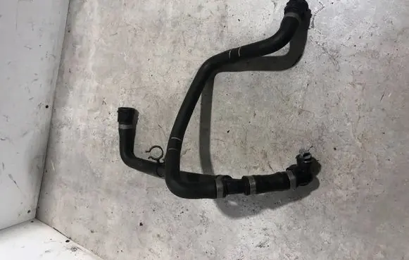 Mercedes-Benz Sprinter W907 W910 Engine coolant pipe/hose A9105000500