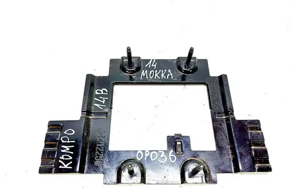 Opel Mokka Battery tray 95212250