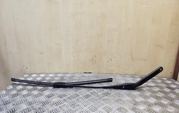 BMW X1 E84 Front wiper blade arm 61612990146 2990146