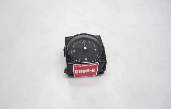 Volkswagen PASSAT B8 Clock 3G0919204C 25700001 1803010255