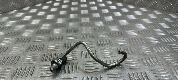 Jeep Grand Cherokee Fuel injector supply line/pipe 