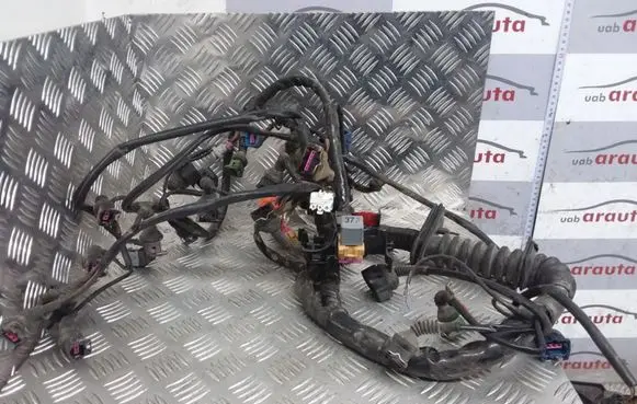 Volkswagen PASSAT B5 Engine installation wiring loom 8D1971072SS