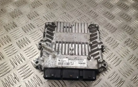 Volvo V50 Engine control unit/module 5WS40562A 3121107AA