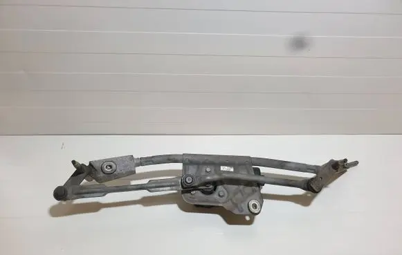 Volvo XC90 Front wiper linkage and motor 30753092 180326 8659969