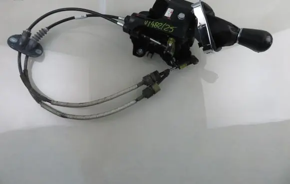 Ford S-MAX Gear shifter/selector 6G9R7C453FB