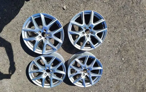 Volvo XC60 R18 alloy rim 31423851 31454271