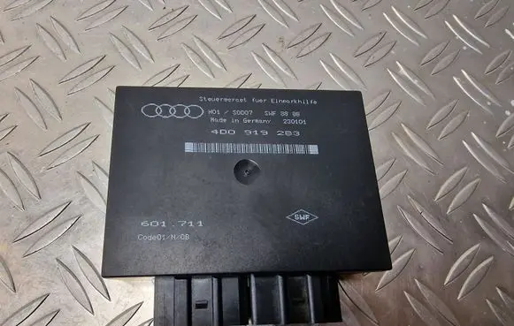 Audi A8 S8 D2 4D Parking PDC control unit/module 4D0919283