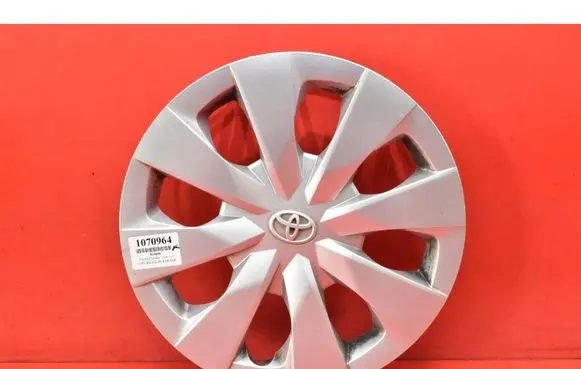 Toyota Corolla E10 R17 wheel hub/cap/trim 4260202551
