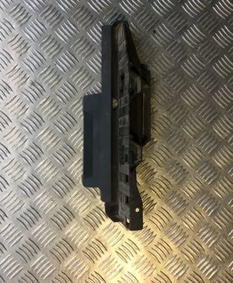 Battery bracket