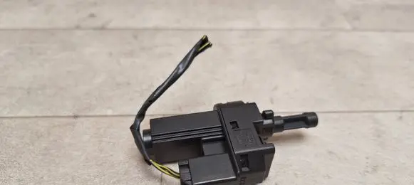 Ford Focus C-MAX Brake pedal sensor switch 4M5T7C534AA