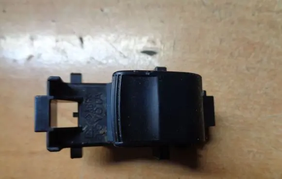 Toyota Auris E180 Electric window control switch 8292Z33