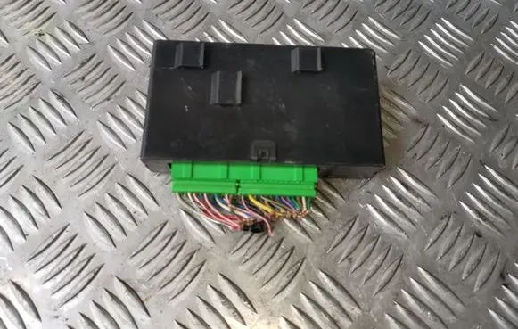 Volvo S40, V40 Other control units/modules 30889927 MB2323008471